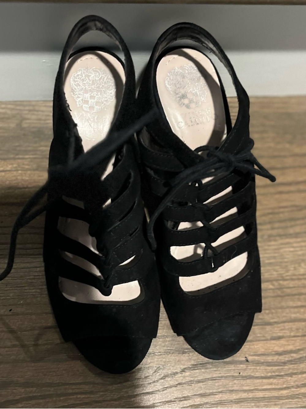 Vince Camuto Lace-Up Bootie Size 8/38